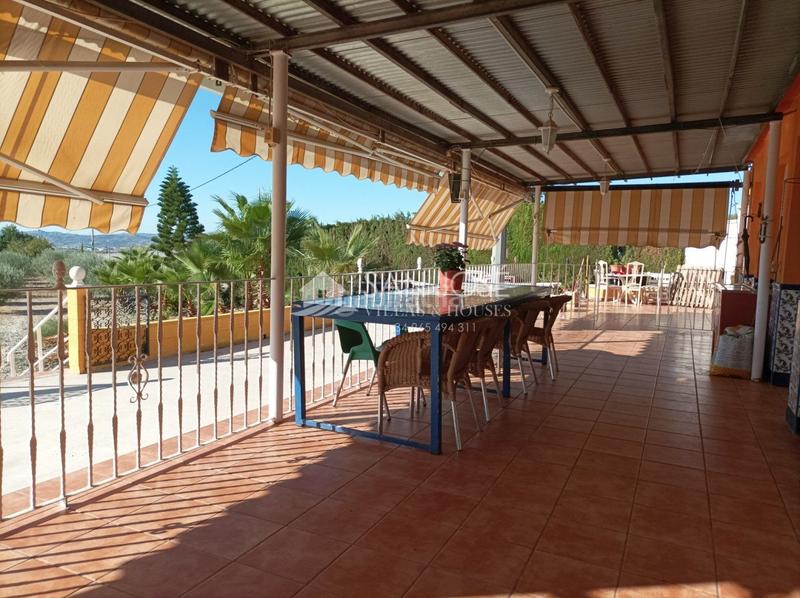 Foto 2e945bbf-1726-4dff-b69e-221b72f6562d. Chalet dans Monforte del Cid