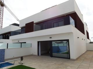 Towny house in Pilar de la Horadada Ciudad. 4 villas pareadas de obra nueva en pilar de la horadada