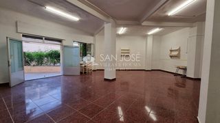 Affitto Locale commerciale in Monòver. Se vende o alquila  local comercial en monovar (alicante) spain