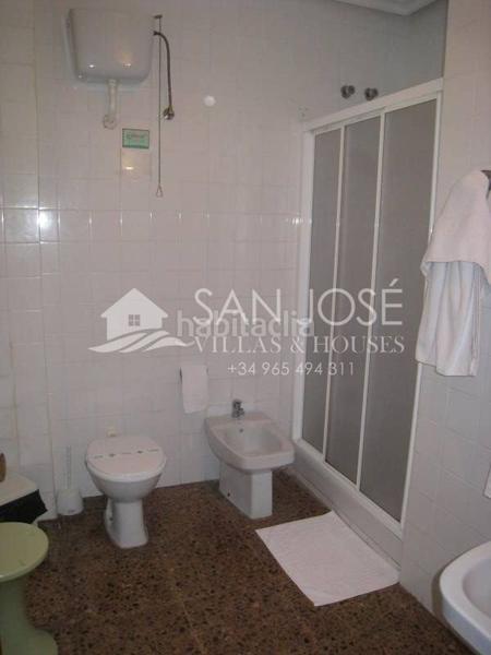 Foto 6ba954ac-2b5c-4cd7-8a90-7f06212bbd08. Edificio in San Juan Aspe