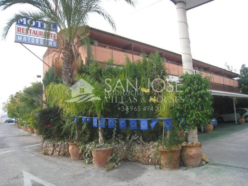 Foto b26fa1b9-08fd-4317-9326-7ba75430c50a. Edificio in San Juan Aspe