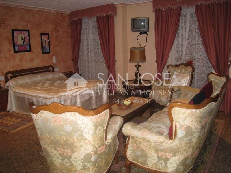 Foto ee6f83c5-5d28-4a86-8b82-3101bfa8909a. Edificio in San Juan Aspe