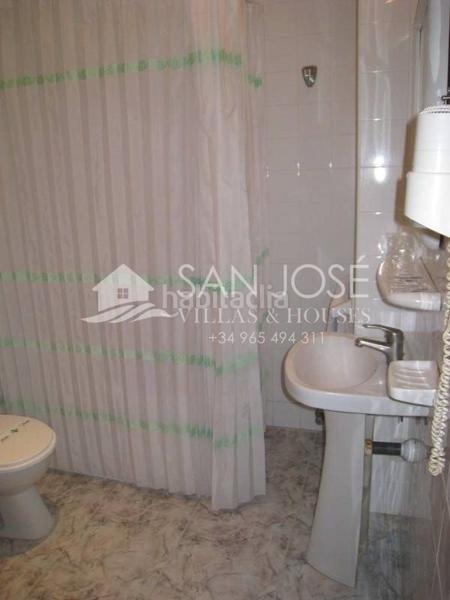 Foto f1974bf3-9479-432e-892b-2f10ac5a6e16. Edificio in San Juan Aspe