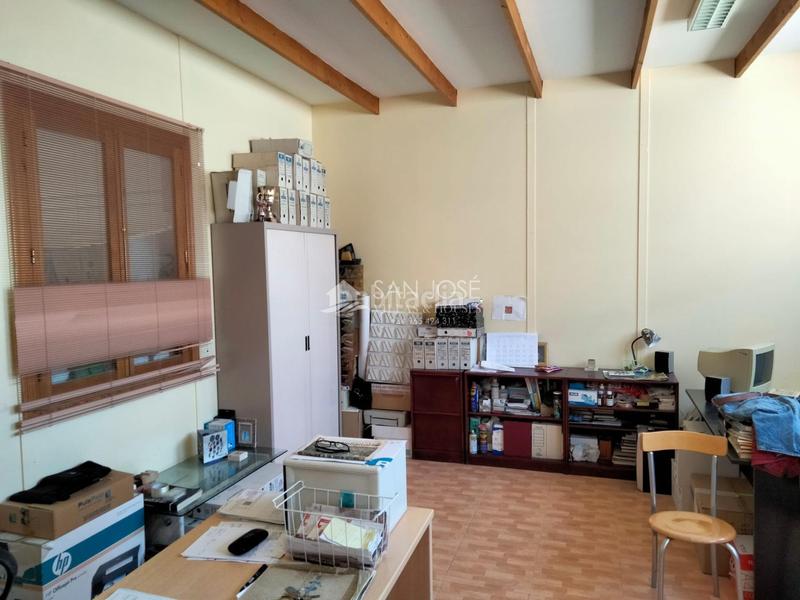 Foto 5836c792-e847-4935-a6ac-64c60f149ffb. Capannone industriale in Hondón de las Nieves