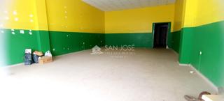 Local commercial à Novelda. Se vende local comercial en  novelda zona parque de tráfico