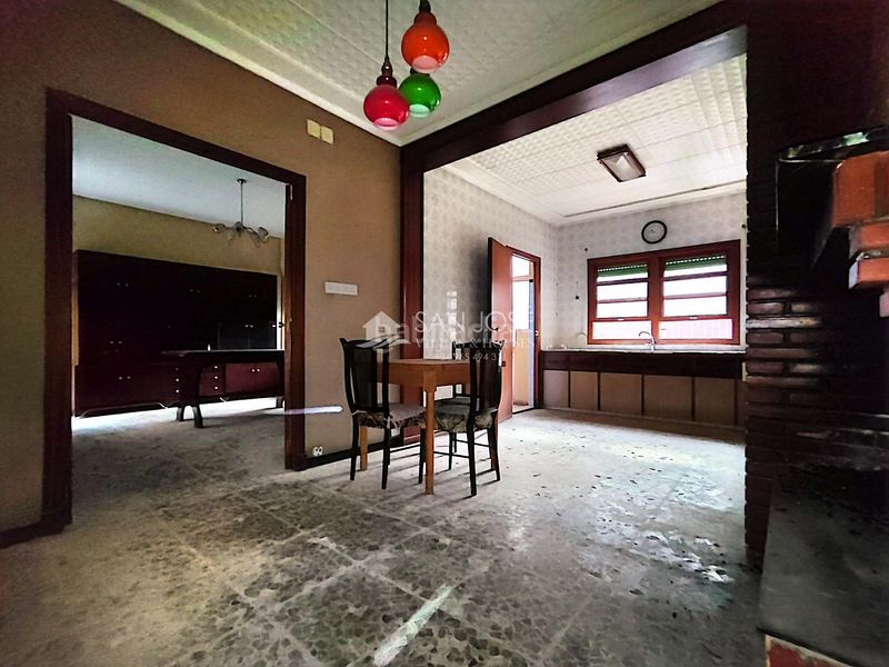 Foto efe7a52a-3e5d-42da-a402-1a4fbce8f937. Casa amb calefacció aparcament a Romana (la)