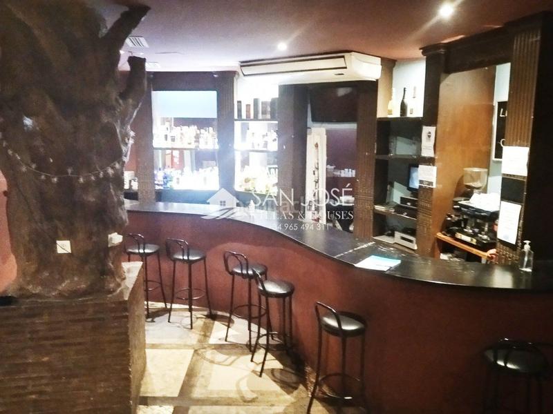 Foto 1afe7258-31ad-4e89-a94f-df040dad814c. Business premise in Catral