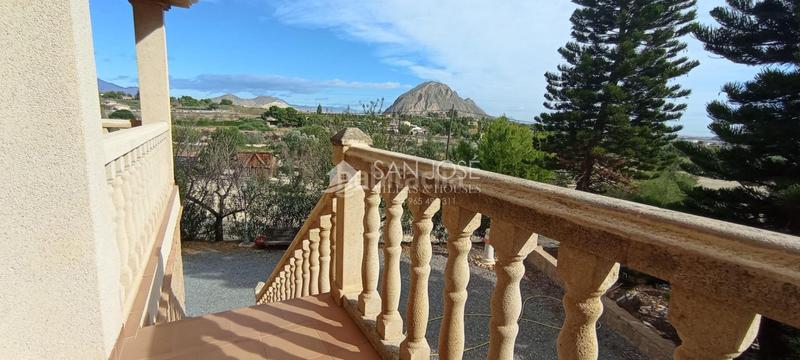 Foto 565f0348-5e54-4199-8a89-93e179e3b775. Chalet con riscaldamento in Pla de la Vallonga Alicante