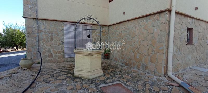 Foto 6f16b6fd-5d35-471c-bd49-f3996365efc6. Chalet con riscaldamento in Pla de la Vallonga Alicante