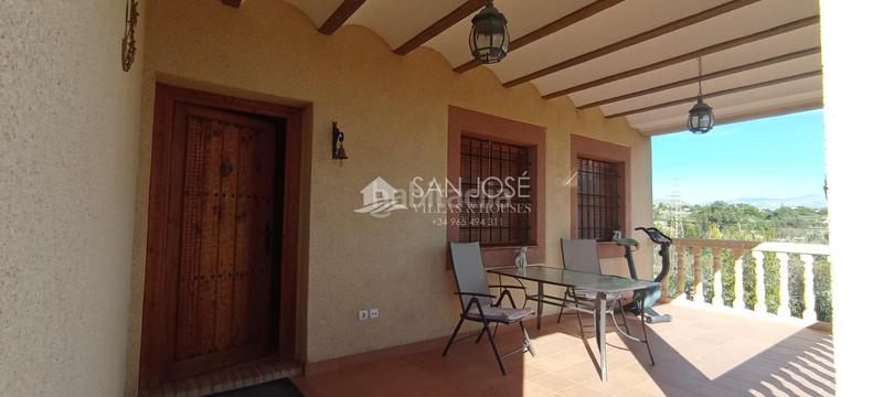 Foto bfc5359f-84e0-4f1c-8c2c-be772a263001. Chalet con riscaldamento in Pla de la Vallonga Alicante