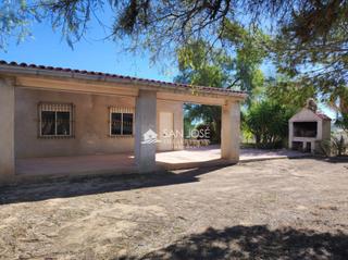 Xalet a Pedanías Oeste. Venta de chalet en aspe, zona camino viejo de hondón