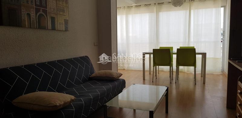 Foto 1a55ca5b-33bb-49bd-a359-dde22280f51c. Pis amb piscina a Playa de San Juan Alicante