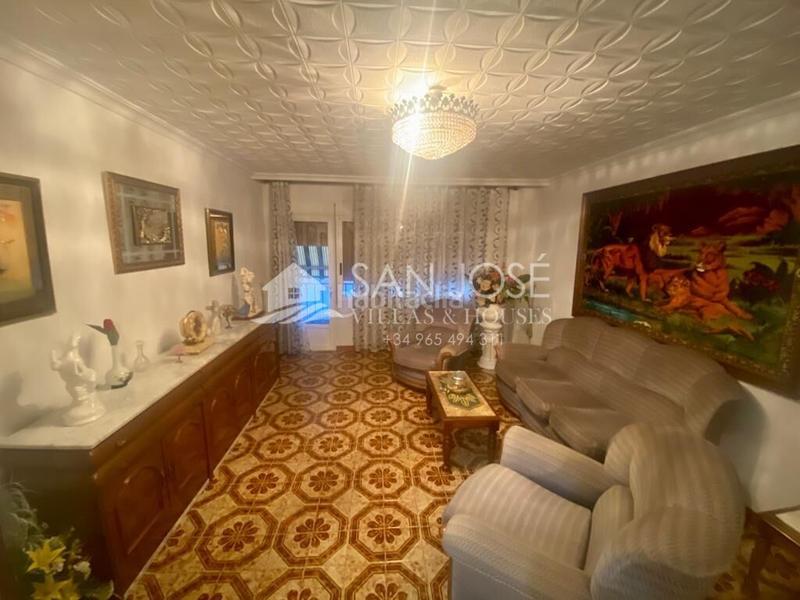 Foto 561867c7-ff5c-4a32-9347-58e64bd9f6a6. Casa con parcheggio in Centro Sant Vicent del Raspeig