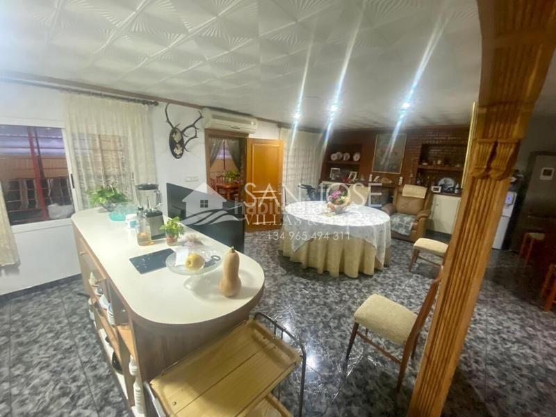 Foto 740b151d-23b7-4240-8a87-c497059ac105. Casa con parcheggio in Centro Sant Vicent del Raspeig