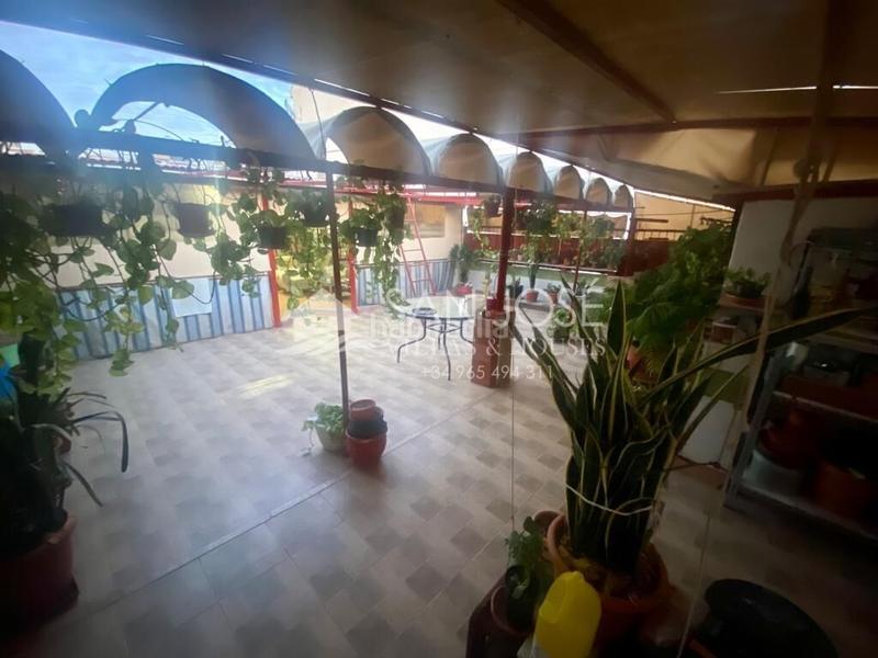 Foto 7d6362c5-e478-45ec-9cf2-3f6544e3f787. Casa con parcheggio in Centro Sant Vicent del Raspeig