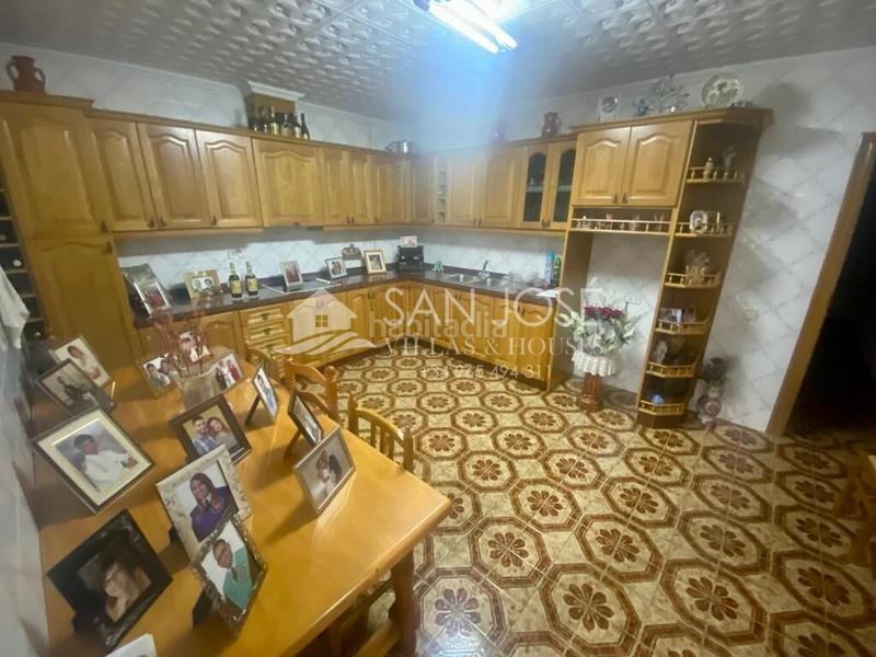 Foto b1ff4414-66c3-49fd-9794-07d6c7486970. Casa con parcheggio in Centro Sant Vicent del Raspeig