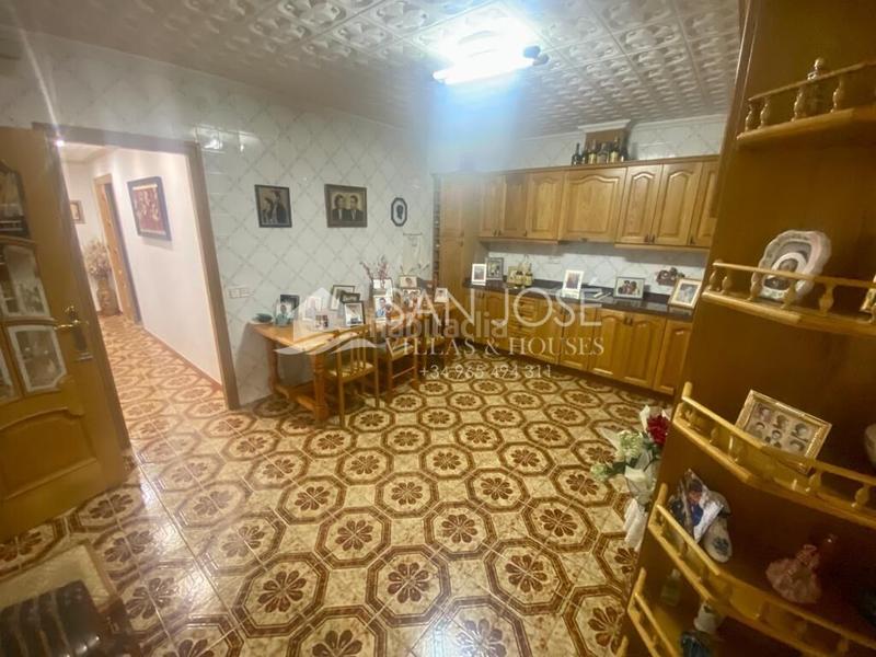 Foto b56e2caf-1ef5-472e-8510-0965720f6b7a. Casa con parcheggio in Centro Sant Vicent del Raspeig