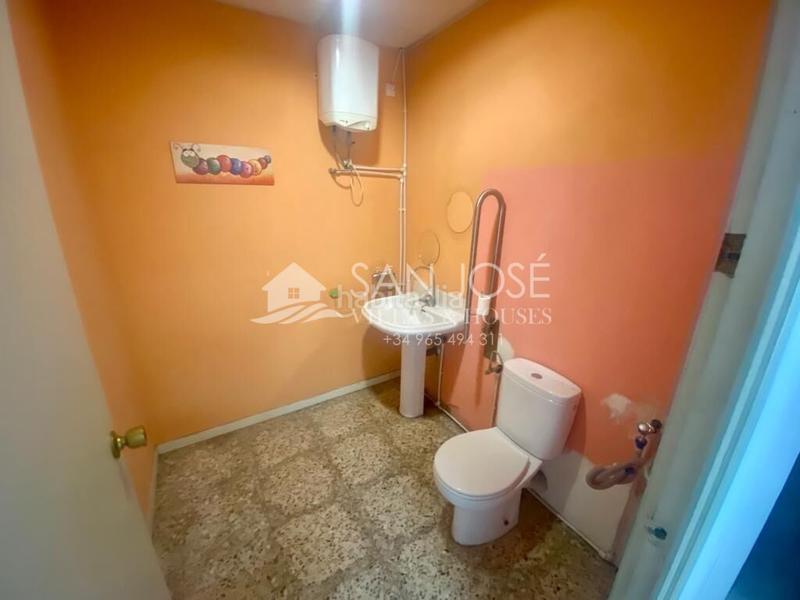 Foto 78f996ac-2d8a-4aad-8474-5356940ae13c. Alquiler local comercial alquiler de local comercial en san vicente del raspeig, zona Centro en Sant Vicent del Raspeig