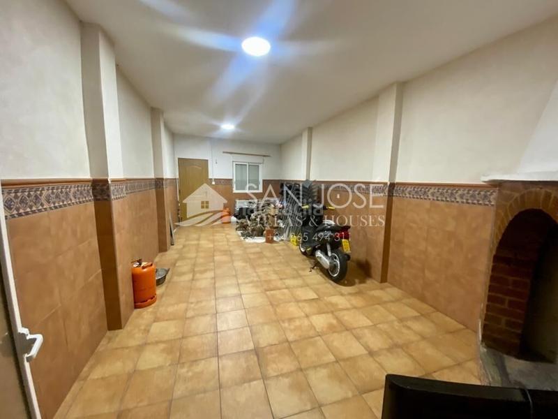 Foto e934ca74-412b-439e-92da-42b3912cd5dc. Maison avec parking dans Centro Mutxamel