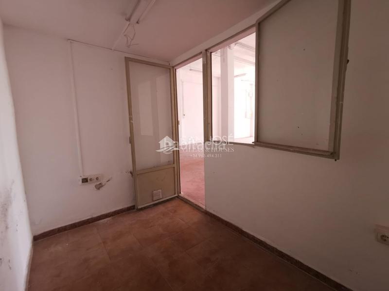 Foto 5d3ae5a0-163a-4f21-a356-ffdd6db50fce. Location local commercial dans Orihuela ciudad Orihuela