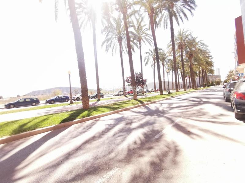 Foto a8131a5f-0ab2-4b2f-85bf-cdb5dcc56269. Location local commercial dans Orihuela ciudad Orihuela