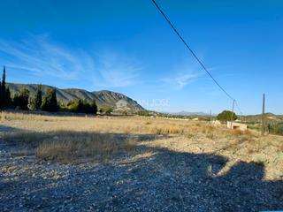 Propriété à Hondón de las Nieves. Se vende parcela rustica en hondon de las nieves zona la solana