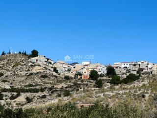 Finca rústica a Abanilla. Se vende parcelamuy cerca del pueblo de macisvenda
