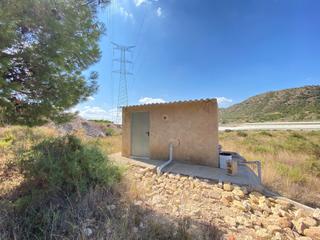 Finca rústica a Novelda. Venta de parcela en el término de monforte del cid y novelda de