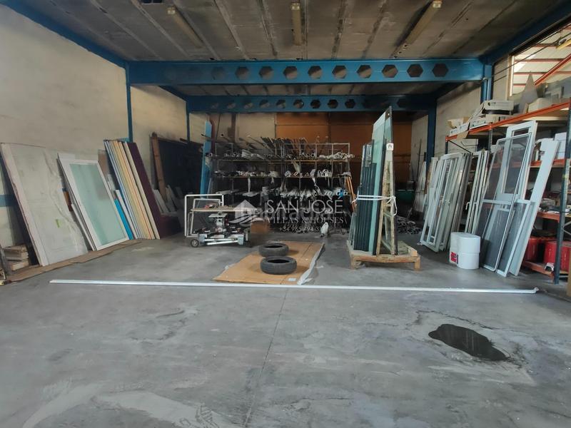 Foto 3c46b75b-a223-4ab4-b925-1d38802925f7. Capannone industriale in El Castillo Aspe