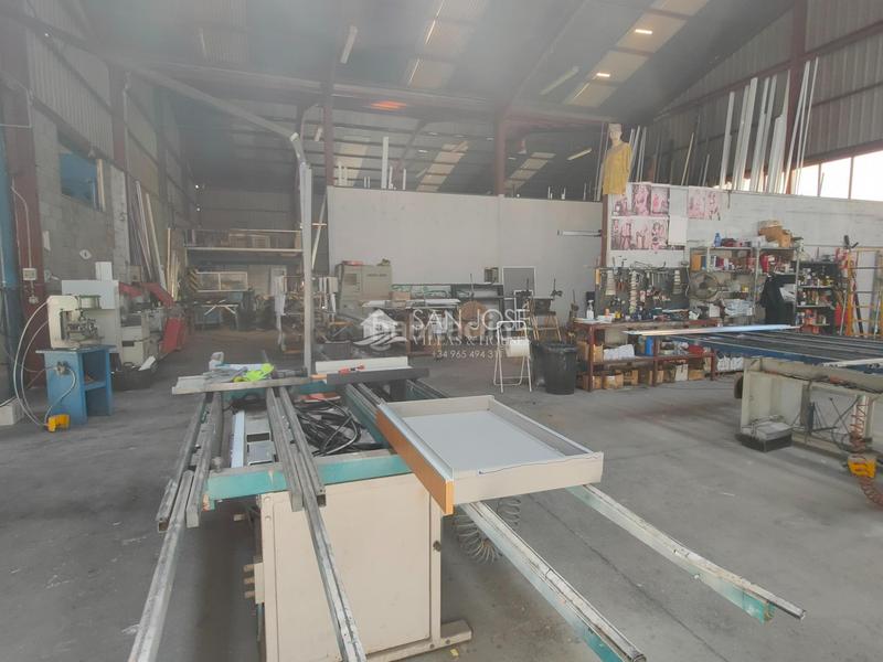 Foto fe827749-42f3-4307-94c7-361aaf8cbd3d. Bâtiment à usage industriel dans El Castillo Aspe