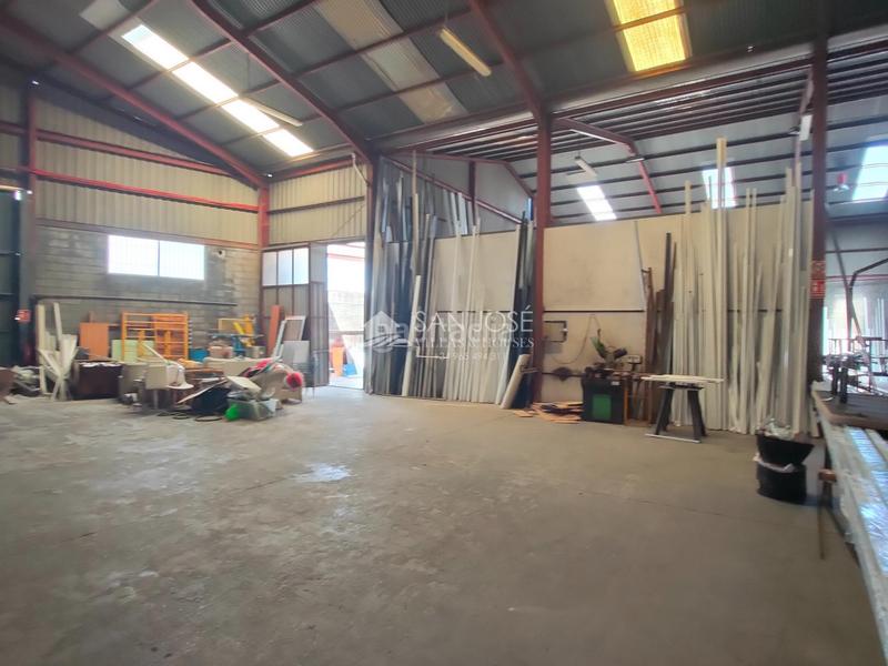 Foto e77234fa-f2df-4526-a622-89c4db8f63d4. Fabrikhalle in El Castillo Aspe