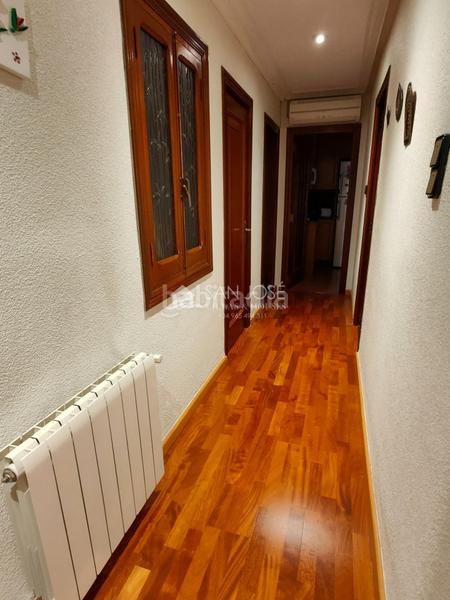 Foto 832259d9-0b81-4d42-a643-d57f0fc51c84. Appartamento con parcheggio in Centro Aspe