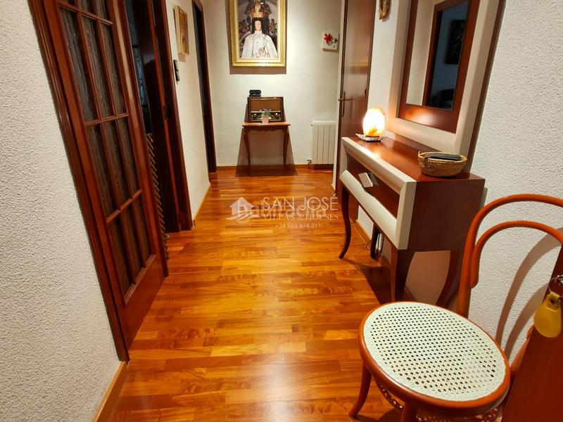 Foto b5430f2e-c34d-47fb-9148-f8823cc87051. Appartamento con parcheggio in Centro Aspe