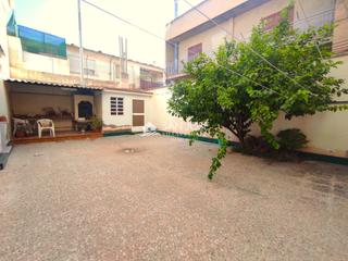 Casa a Novelda. Se vende casa en novelda en zona el sagrado.