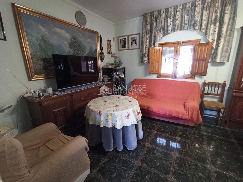 Foto 417bc0e2-8549-426e-8db2-69599c92b6b8. Casa amb aparcament a Abanilla