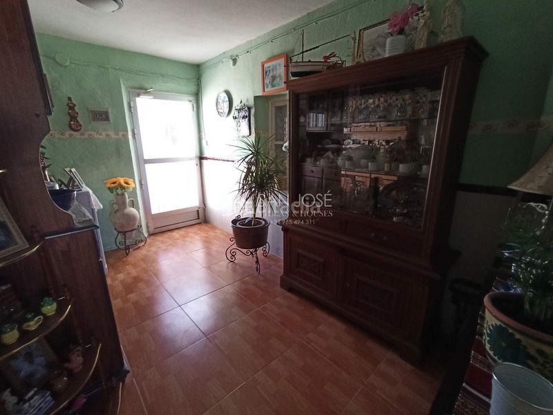 Foto 952ca9ef-ff9d-4932-89e2-ef312c3b804a. Casa amb aparcament a Abanilla