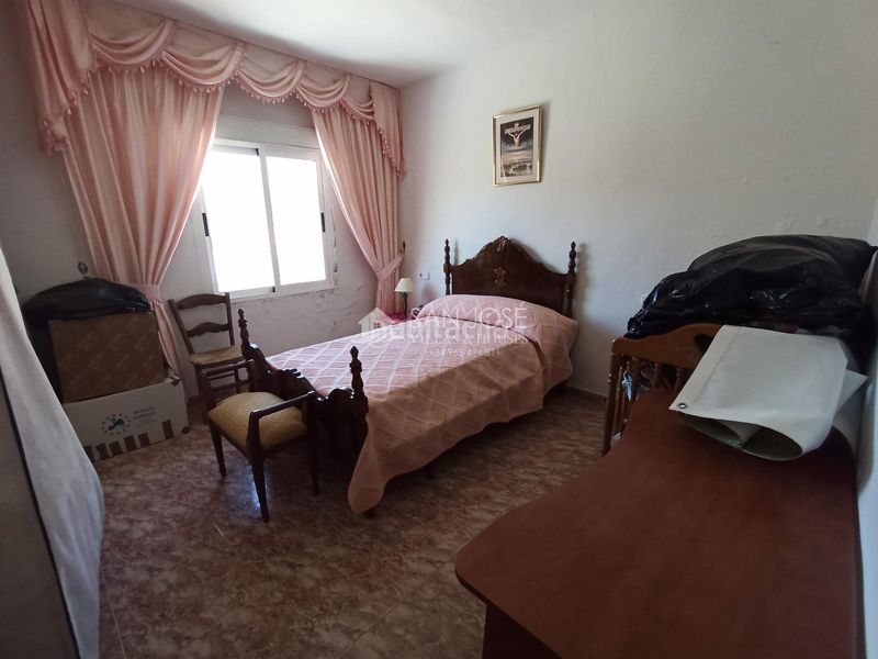 Foto c6cb4566-dc33-4e88-be09-f328d214d38c. Casa amb aparcament a Abanilla