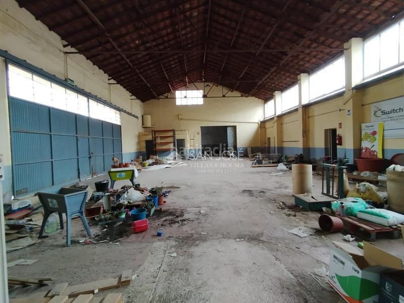 Foto 80f16e70-8d56-4a6d-a9bd-d22bec6522d6. Capannone industriale in Novelda