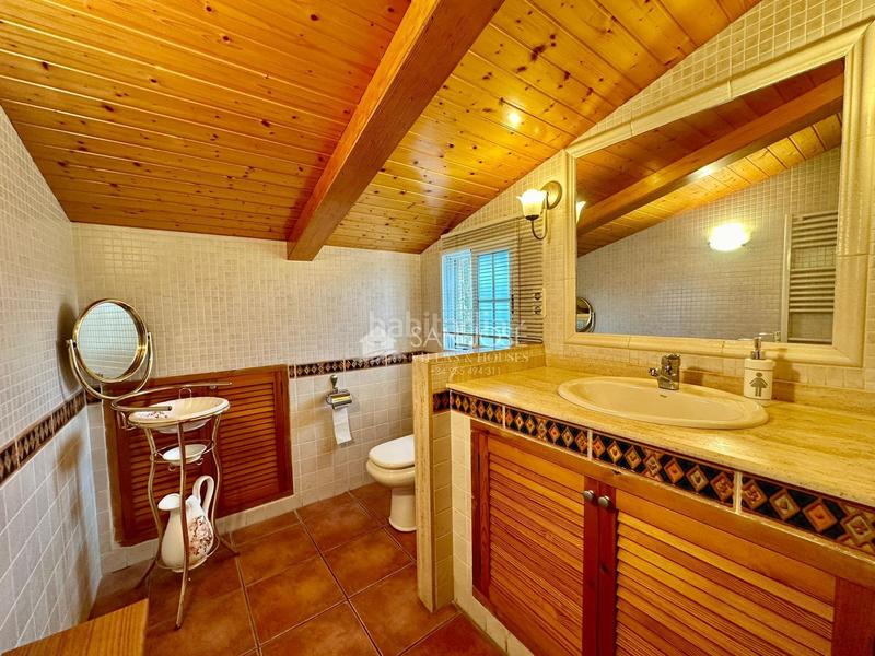 Foto 09113042-0756-414c-b1e9-fb1a6d429966. Chalet inmobiliaria san jose vende chalet en buen estado zona montesol de elche en Elche / Elx