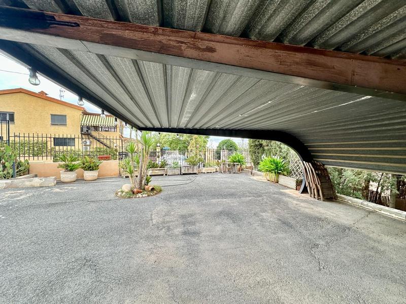 Foto 6896434f-4e44-4dfb-b00f-cca26498174e. Chalet inmobiliaria san jose vende chalet en buen estado zona montesol de elche en Elche / Elx