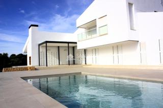 Chalet à Monforte del Cid. Chalet en primera linea de campo de golf, alenda golf, alicante
