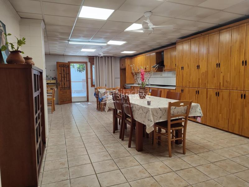 Foto a32f7b9c-c748-409b-b984-0eec2a350ecd. Casa venta casa . oportunidad negocio en Catral