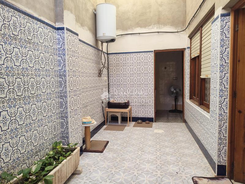 Foto f71a44e3-234f-45a1-b37a-d078afafbc1a. Casa venta casa . oportunidad negocio en Catral