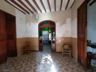 Casa a La Serranica-Sagrado Corazón. Se vende casa historica para reformar en el centro de aspe