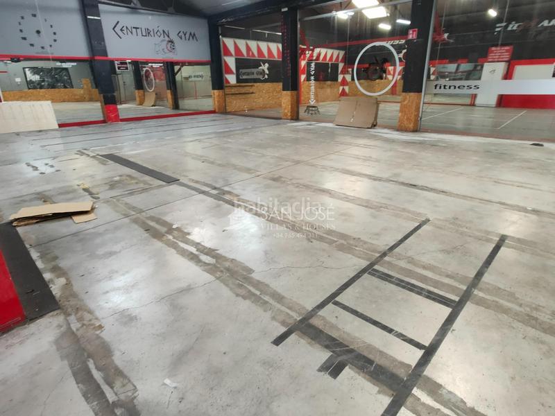 Foto 0c7e9a19-a988-43f6-bc31-3e1a7b8b8c0a. Fabrikhalle in El Castillo Aspe