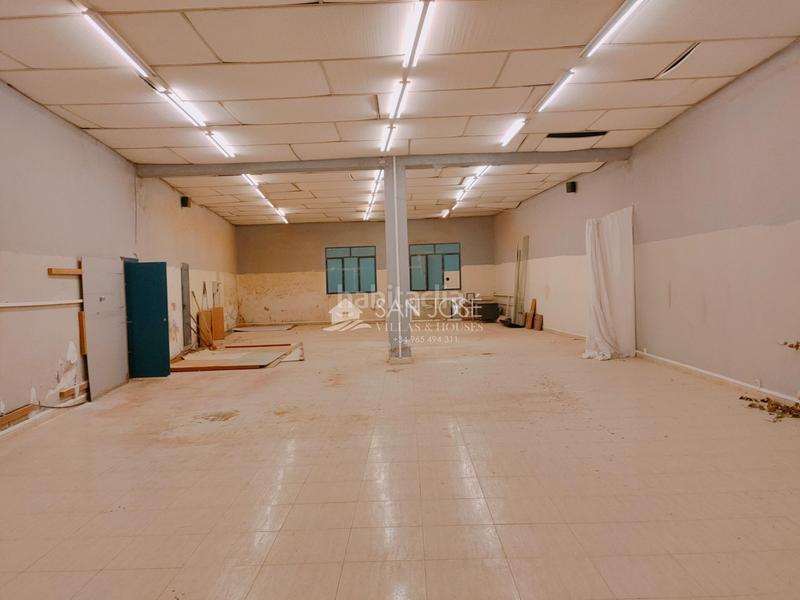 Foto 302d7869-3a13-46b0-a874-ff58e055b4cd. Fabrikhalle in El Castillo Aspe