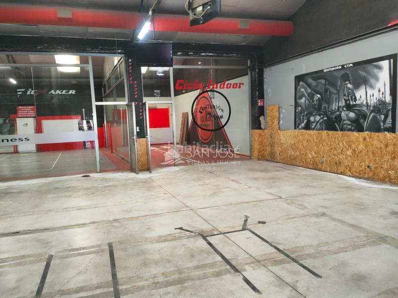 Foto f4e11bcb-b583-487f-9714-f337a5a29daa. Fabrikhalle in El Castillo Aspe