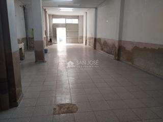 Local commercial à Novelda. Se vende almacén en novelda