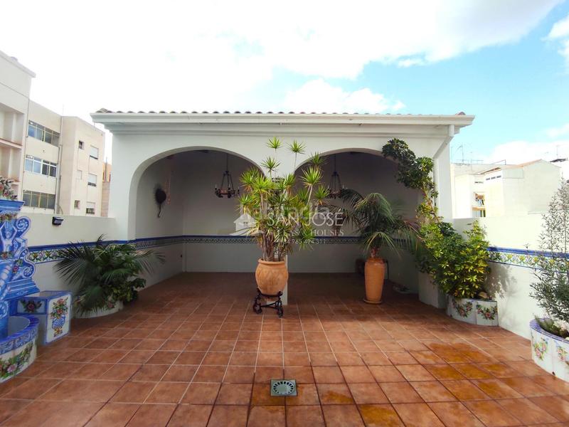 Foto 2016457c-6254-4113-b76c-c6cde1660ab9. Maison avec chauffage dans Novelda