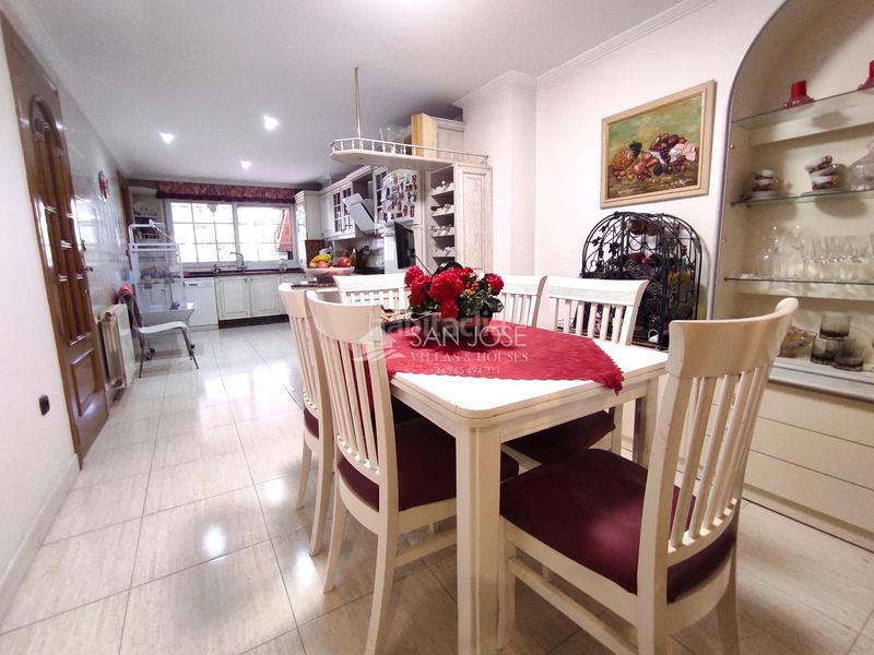 Foto 2179a6c2-d7ae-4ac7-a308-b4ca2044450f. Maison avec chauffage dans Novelda